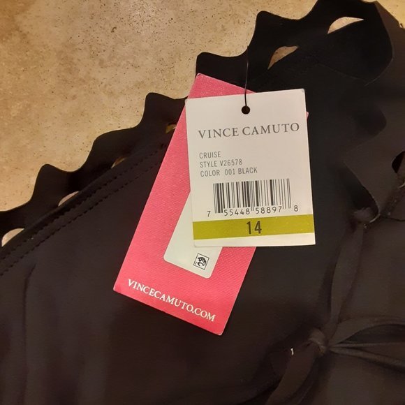 NWT Adorable SCALLOPED MONOKINI One-Piece Swimsuit by Vince Camuto - Picture 10 of 13